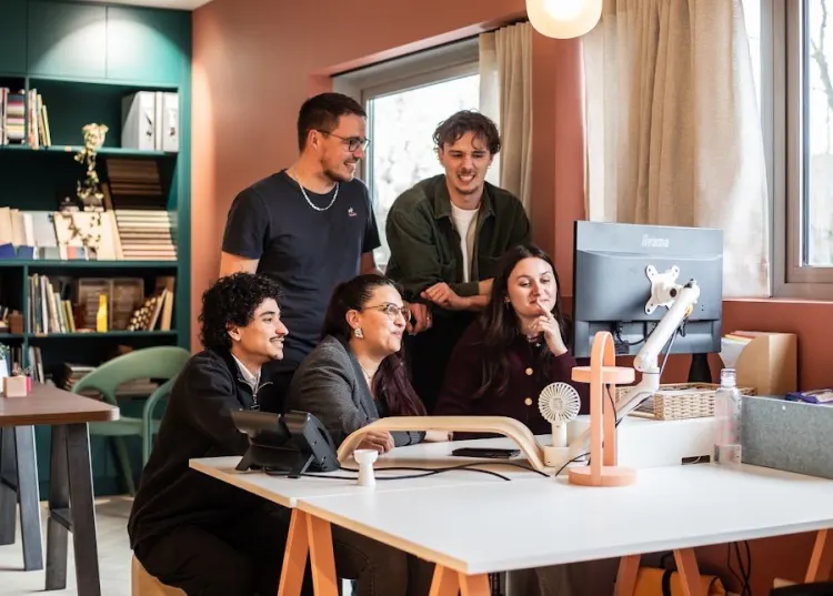 Jhood! Saint-Étienne – Agence d’Intérim · CDD · CDI